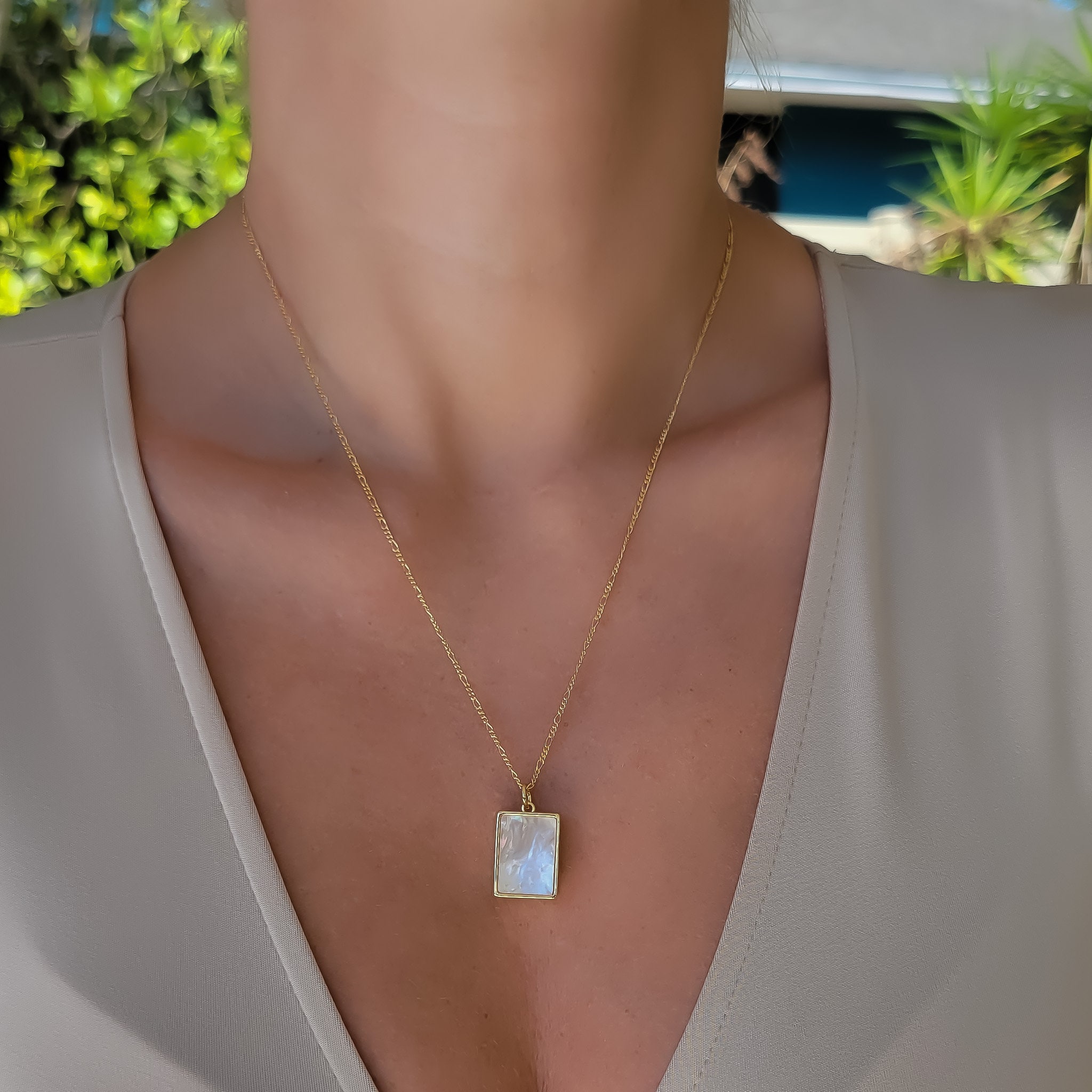 Necklace Louis Vuitton Lv M80259 Collier To Brass Mother Of Pearl 46Cm  Pendant