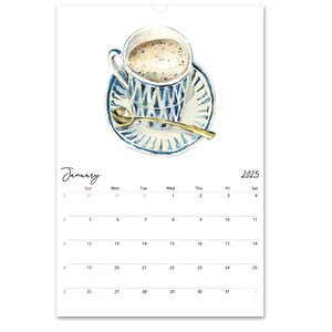 Peut inclure: Une page de calendrier mural pour janvier 2025 pr&eacute;sentant une illustration &agrave; l'aquarelle d'une tasse &agrave; caf&eacute; au motif g&eacute;om&eacute;trique bleu et blanc sur une soucoupe assortie, avec une cuill&egrave;re dor&eacute;e pos&eacute;e sur la soucoupe sur fond blanc.
