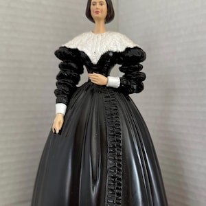 Figura de la colección de la Reina Victoria Hamilton de la Familia Real
