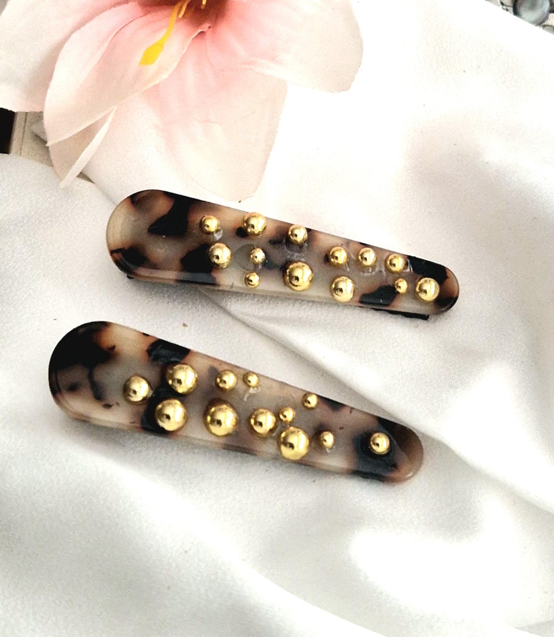 Tuileries Tortoise Hair Clip