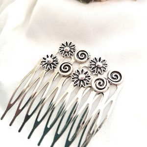Set of 2 silver Celtic spiral hair comb with flowers, handmade, minimalist hair comb,small to medium size,silver rhinestone silver hair comb