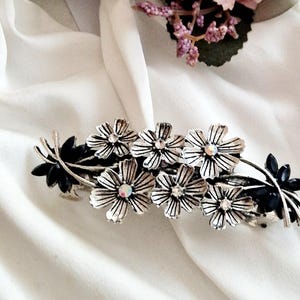 Black and silver wedding barrette,bride,sparkling,floral,handmade, vintage inspired,wedding guest,non slip,,silver French barrette