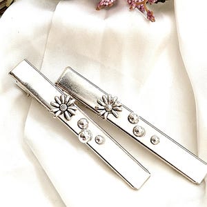 2 x Oversize silver crocodile hair clips,Celtic,silver ball beaded,floral,minimalist hair clip,handmade,estra large hair slide,alligator