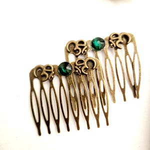 Set of 2 vintage inspired bronze hair combs,Emerald rhinestones,Victorian style, antique hair combs,sparkle,handmade, Celtic  retro style