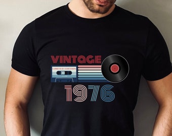 Mens 49th Birthday Shirt Vintage 1976 T Shirt Birthday Gift Shirt Limited Edition 49 Years Old T-Shirt Legend Classic Vintage Dad T-Shirt