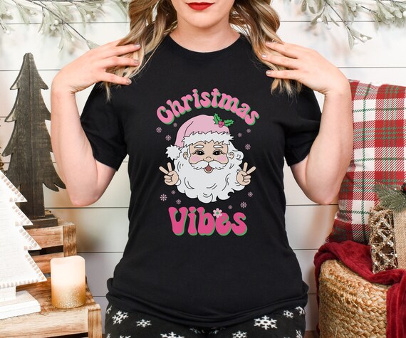 Chemise de Noel retro rose pour femme chemise de vacances vintage t shirt retro Vibes de Noel cadeau de chemise de Noel vintage pour femme Etsy France