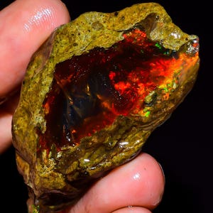 85.5 Ct. OPAL RAW CRYSTALS, Fire Opal Rough, 47x28x14 mm Natural Ethiopian Opal Rough, Welo Opal Rough, Opal Raw For Jewelry Making