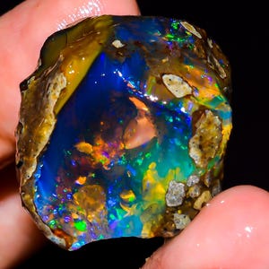 68 Ct, OPAL RAW CRYSTALS, Fire Opal Rough, 30x25x20 mm Natural Ethiopian Opal Rough, Welo Opal Rough, Opal Raw For Jewelry Making