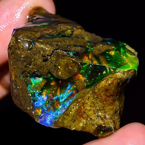 Ethiopian Welo Fire Opal Rough: 57.5 ct Gemstone for Jewelry Making