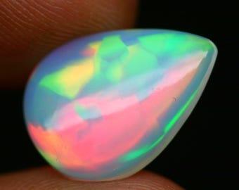 3.40 ct Precious Pear-Shape Ethiopian White Opal Cabochon—Multi-Color Impressive VVS Color 15x11x4 mm