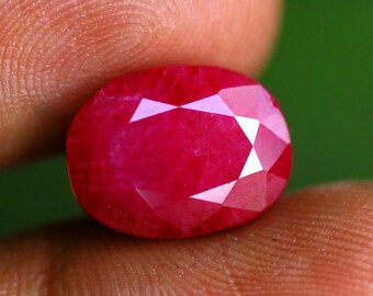 10.10 ct Blood-red Ruby Oval Cut Gemstone Egg Shape Faceted Ruby Gem 13x10x7.5 mm
