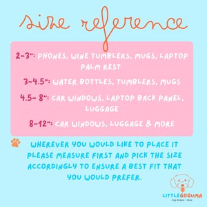 Puede incluir: Gr&aacute;fico rosa y azul con el texto "size reference" en naranja. El gr&aacute;fico enumera diferentes tama&ntilde;os en pulgadas y para qu&eacute; son adecuados, como tel&eacute;fonos, botellas de agua, ventanas de autom&oacute;viles y equipaje. Tambi&eacute;n se incluye el texto "Dondequiera que desee colocarlo, mida primero y elija el tama&ntilde;o en consecuencia para garantizar un ajuste perfecto que prefiera".