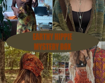 Boîte mystère hippie terreuse lot de vêtements d'occasion, boîte surprise, vêtements vintage, boîte de style vintage, palette verte, cadeau d'anniversaire, boîte de fête des mères