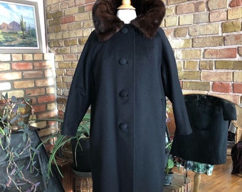 Vintage 50s mink collar black wool coat