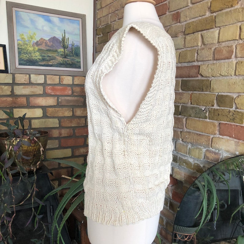 Vintage 80s hand knit sweater vest size medium image 3
