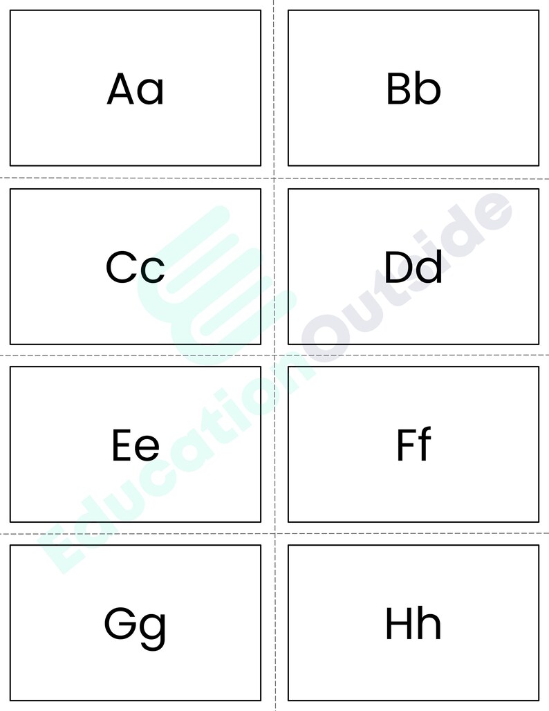 Puede incluir: Un gr&aacute;fico de alfabeto en blanco y negro con las letras Aa, Bb, Cc, Dd, Ee, Ff, Gg y Hh en may&uacute;sculas y min&uacute;sculas.