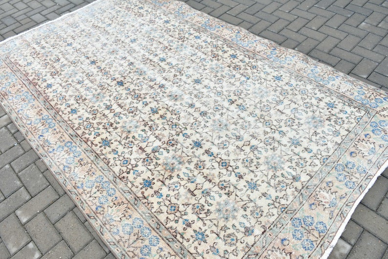 Vintage Rug, Large Carpet, Turkish Rug, Home Decor Rug, 66x108 inches Beige Rug, Bohemian Bedroom Rug, Handwoven Oversize Rugs, 2194 image 4