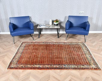 ヴィンテージ トルコ ラグ、レッド オリエンタル ラグ、5 x 7 フィート