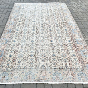 Vintage Rug, Large Carpet, Turkish Rug, Home Decor Rug, 66x108 inches Beige Rug, Bohemian Bedroom Rug, Handwoven Oversize Rugs, 2194 image 1