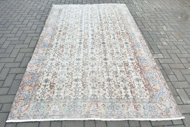 Vintage Rug, Large Carpet, Turkish Rug, Home Decor Rug, 66x108 inches Beige Rug, Bohemian Bedroom Rug, Handwoven Oversize Rugs, 2194 image 1