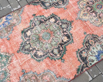 Vintage Rug, Accent Rug, Turkish Rug, Antique Carpet, 40x85 Inches