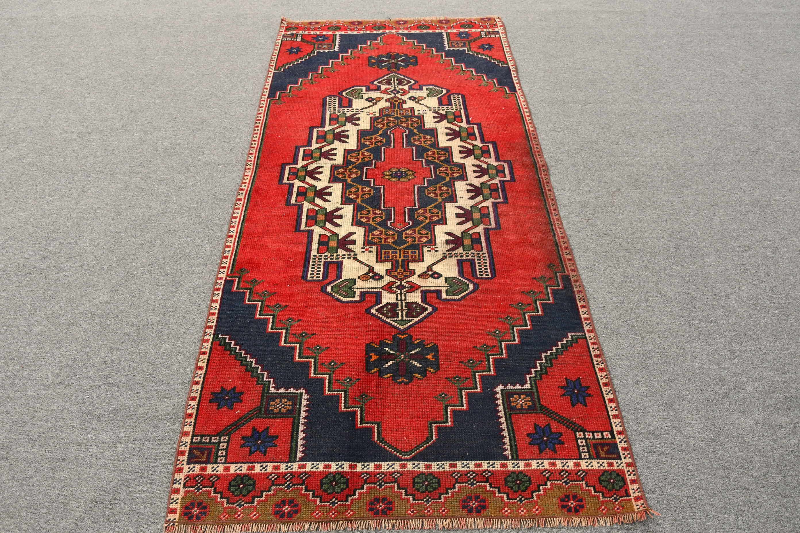 Accent Rug, Vintage Rug, Turkish Rug, Antique Carpet, 39x85 Inches