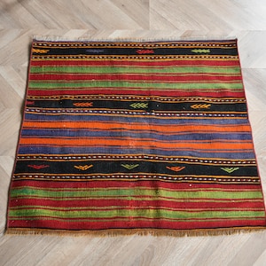 Turkish Kilim, Vintage Kilim, Small Kilim, Striped Oushak Kilim, Rugs For Bathroom, 2.7x2.5 ft Red Kilim, Vintage Wool Rug With Tassels,