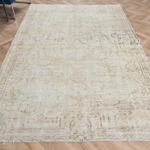6x8 Large Rug, Vintage Rug, Turkish Rug, Antique Rug, Rugs For Salon, 5.6x8.5 ft Beige Rug, Colorful Vintage Oushak Rug, Boho Large Rug,