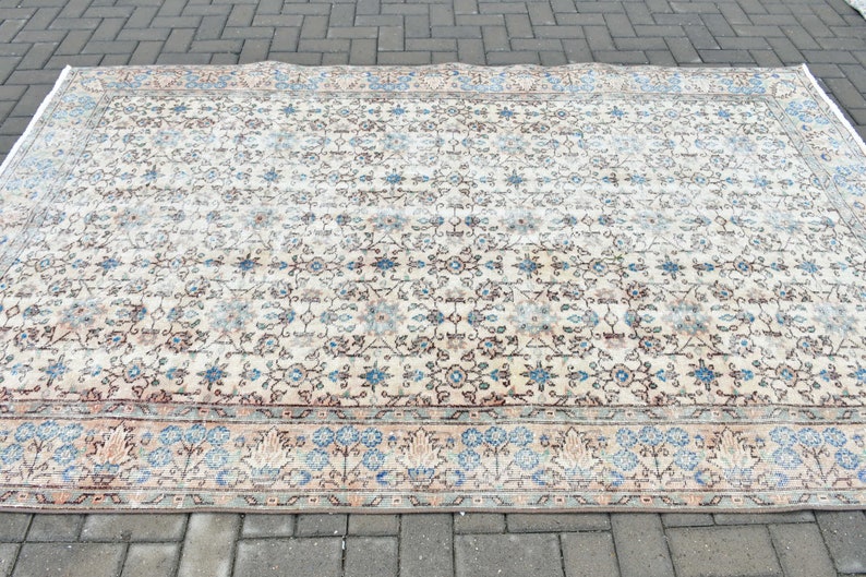 Vintage Rug, Large Carpet, Turkish Rug, Home Decor Rug, 66x108 inches Beige Rug, Bohemian Bedroom Rug, Handwoven Oversize Rugs, 2194 image 3