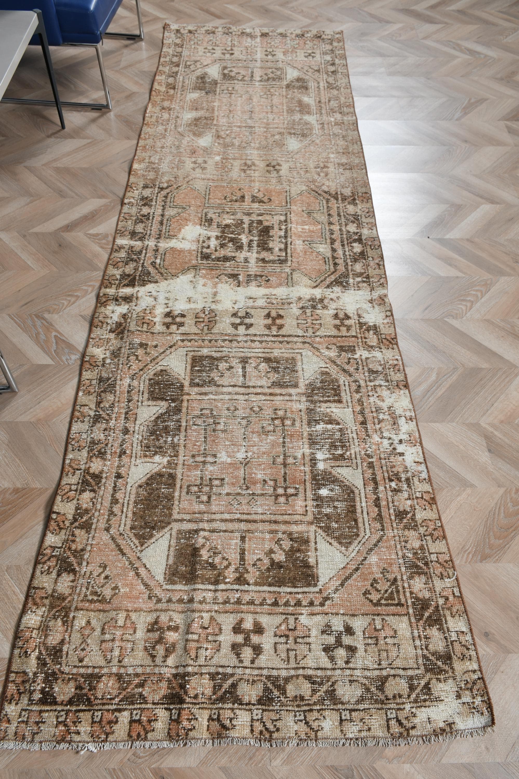 カフェオレ・ベージュにイエロー　ヴィンテージトルコラグNo.724 TurkishRugOriental - Etsy 日本