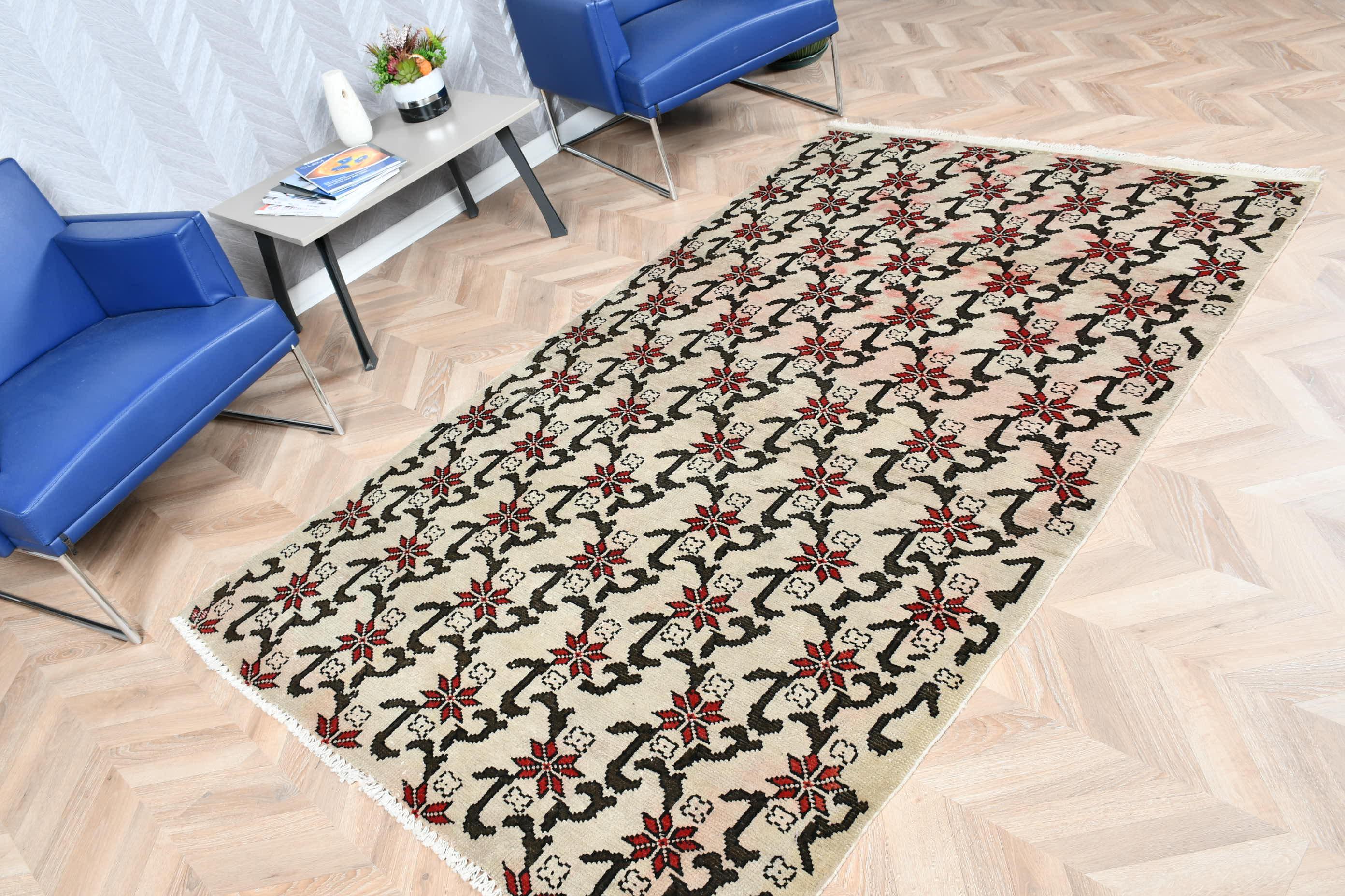 トルコ絨毯、ヴィンテージ手織り絨毯、アナトリア装飾、花柄、リビング