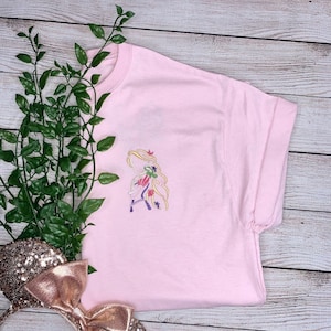 Tangled embroidery t-shirt