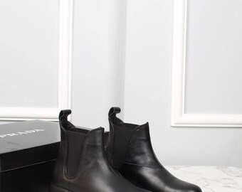 Prada Enkellaarsjes: Koop tot −64% | Stylight