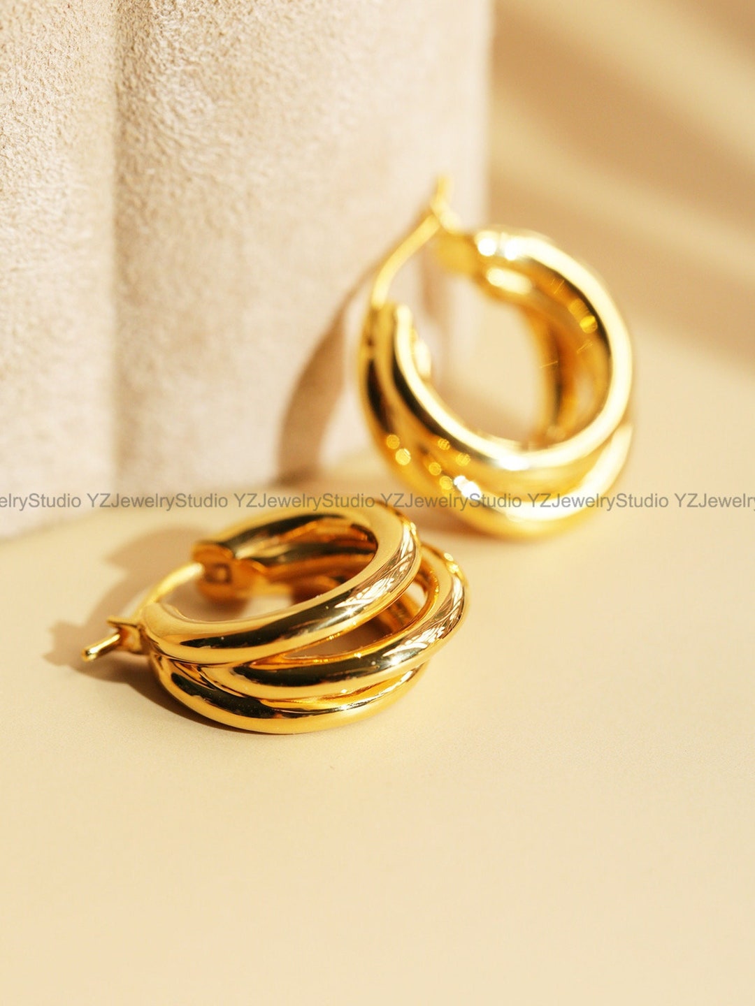 18k Gold Bold Trio Circle Hoop Earrings/ Chunky Triple Circle Earrings
