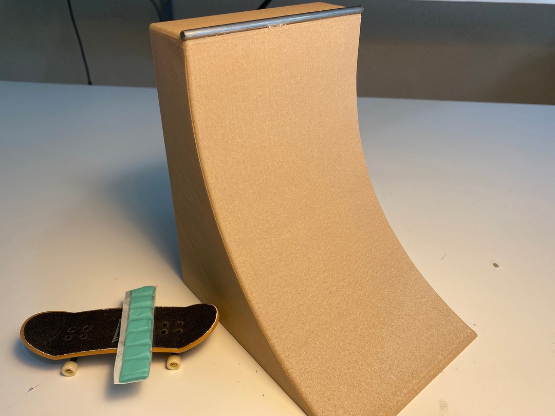 Fingerboard Vert Quarter Ramp Fingerboard Vertquarter Ramp Mini