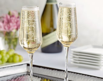 Verres à champagne personnalisés, verres gravés, décor de mariage, verres à flûte, verres M. Mme, verres à grillage personnalisés, cadeaux de demoiselle d'honneur