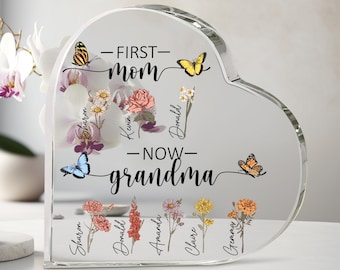 Acrylic Mom and Grandma Display, Personalized Kids and Grandkids Name Stand, Mothers Day Gifts, Custom Family Keepsake, Acrylic Heart Plaque