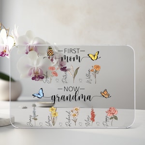 Unique Mothers Day Gifts, Acrylic Family Plaque, Mom and Grandma Display, Personalized Kids and Grandkids Name Stand, Grandmother Gifts