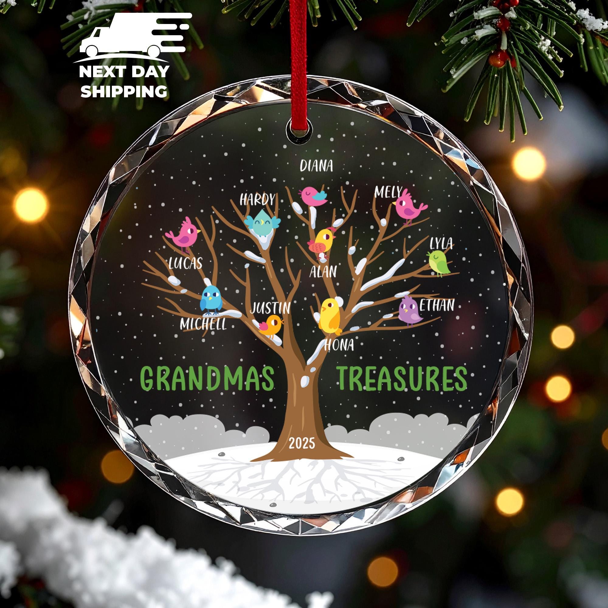 Personalized Grandma’s Treasures Christmas Name Ornament 2025, Custom Grandkids Names Family Tree with Colorful Birds, Gift for Grandparents