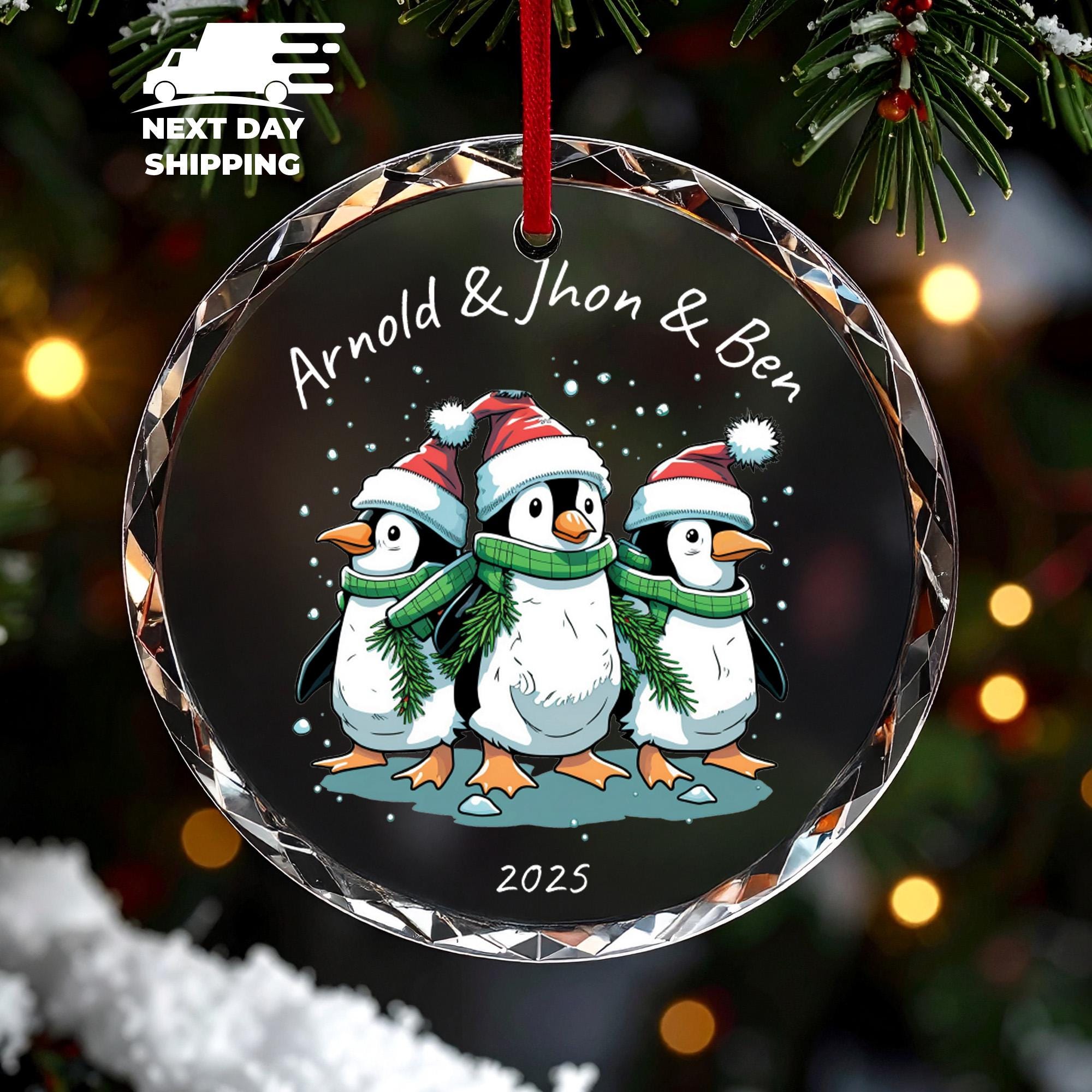 Personalized Penguin Family Christmas Ornament 2025, Custom Names Christmas Tree Decoration, Cute Winter Santa Hats & Scarves Penguins Gift