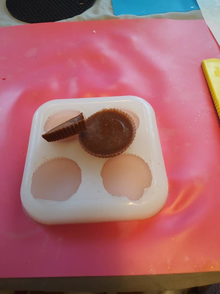 Spec101 Silicone Mold Tray 2pk - 15 Cavity Small Peanut Butter Cup