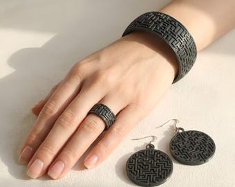 Graphite PLA Maze Jewelry Set - 3D Printed Geometric Labyrinth Cuff, Ring & Earrings - Original Designer Jewelry - Minimalist Modern Gift