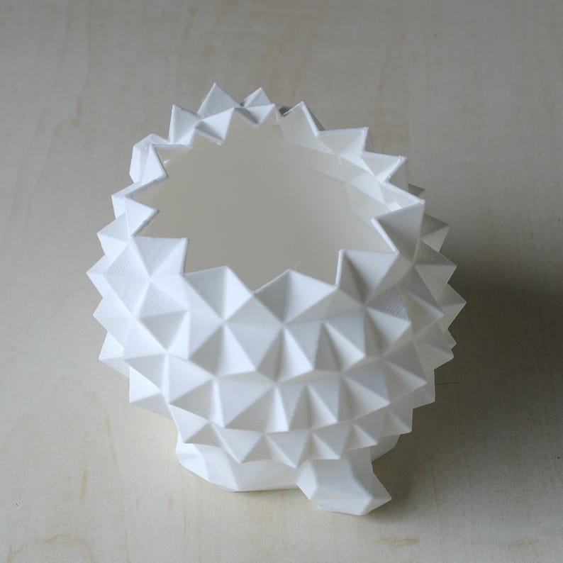 Low Poly Hedgehog Planter | 3D Printed Succulent Pot | Cute Desktop Planter for Cactus & Succulents | Available in 2 Sizes, Custom Drainage imagen 10