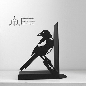 Magpie Bookends Set, Black Bird Bookends for Shelves, Modern Nature Bookends, Gothic Bird Lover Gift, Unique Bookish Decor, Raven Crow Decor imagen 3