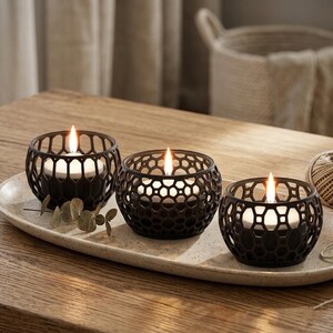 Matte Black Tealight Holder, 3D Printed Honeycomb Candle Holder, Geometric PLA Votive Stand, Painted Black Lattice Centerpiece Decor imagen 2