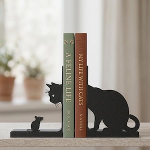 Cat and Mouse Bookends – Modern Black 3D Printed Bookends – Minimalist Cat Silhouette Shelf Decor – Gift for Cat Lovers – Matte PLA