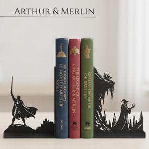 King Arthur & Merlin Bookends – Excalibur Fantasy Bookends – Arthurian Legend Decor – 3D Printed Matte Black PLA – For Fantasy Book Lovers imagen 1