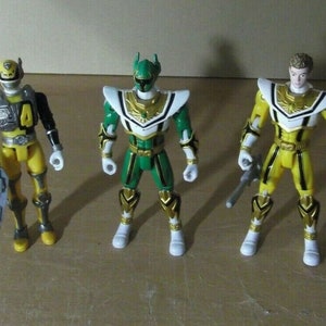 Lot of 3 Bandai Power Rangers yellow-green articulated dolls with sounds