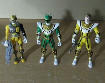 Pack of 3 Power Rangers Bandai Yellow-green articulated dolls with sounds