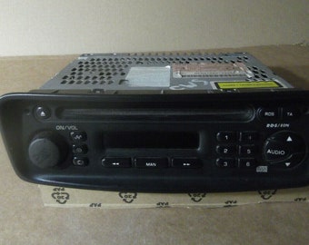 Radio samochodowe CD, ciężarówka, van? Radio samochodowe do naprawy